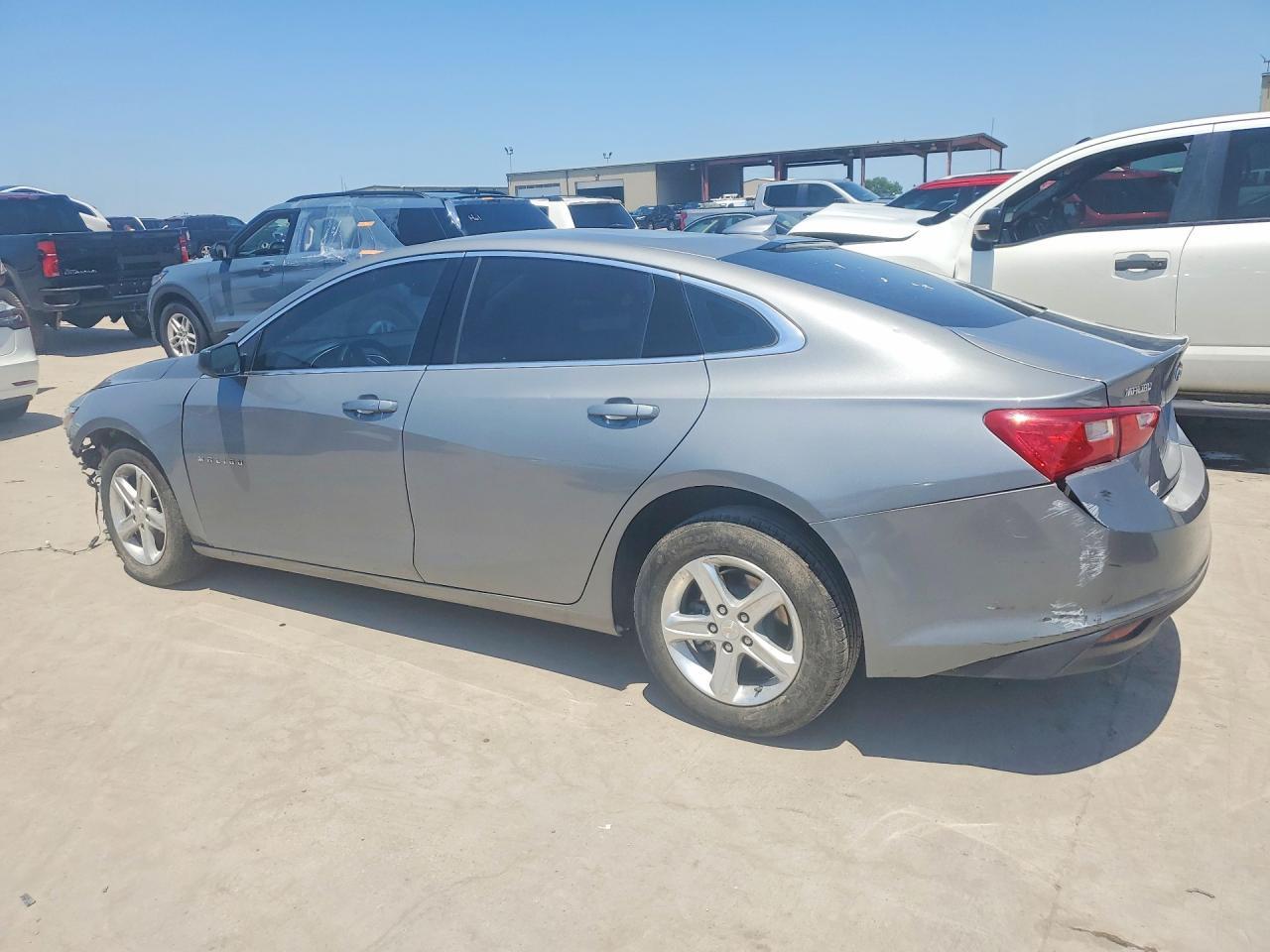 2023 Chevrolet Malibu Lt - Фото 2