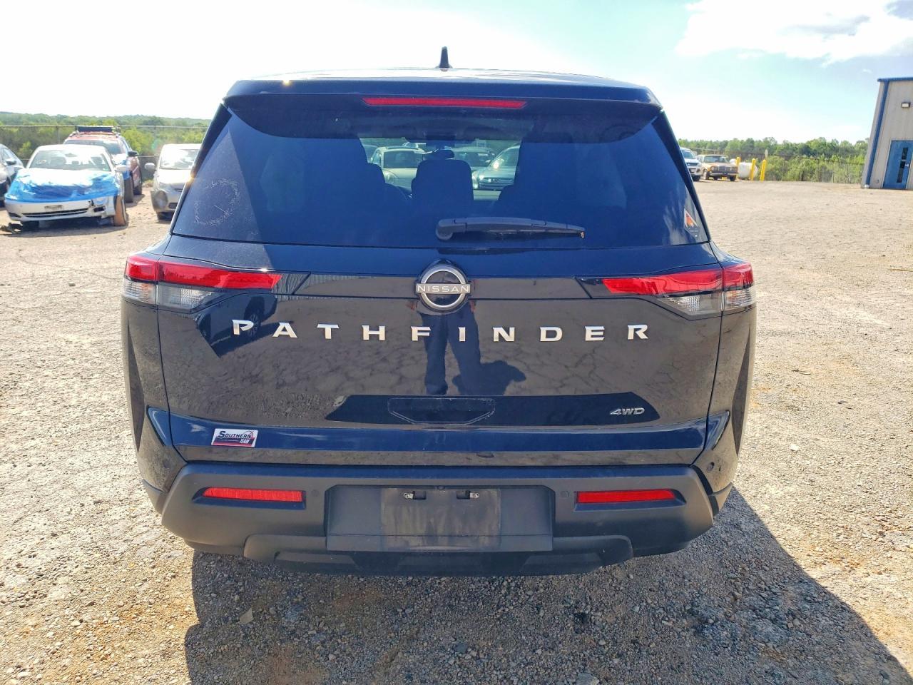 2023 Nissan Pathfinder S - Image 6