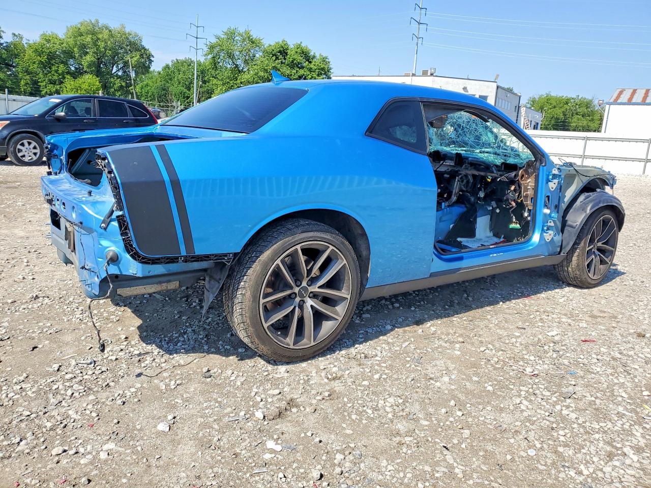 2015 Dodge Challenger R - Фото 3