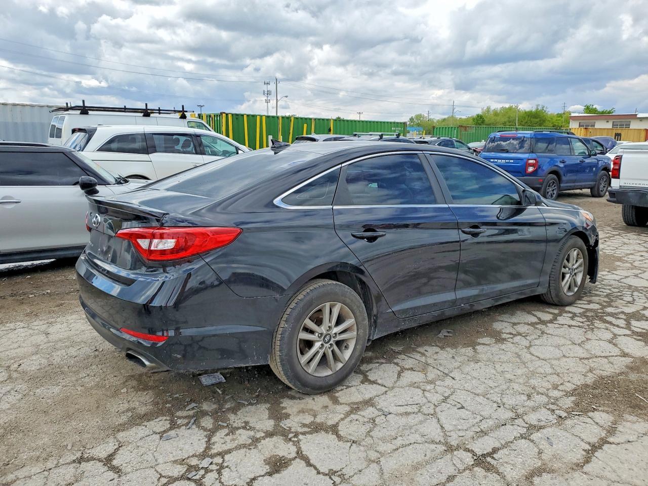 2017 Hyundai Sonata Se - Фото 3