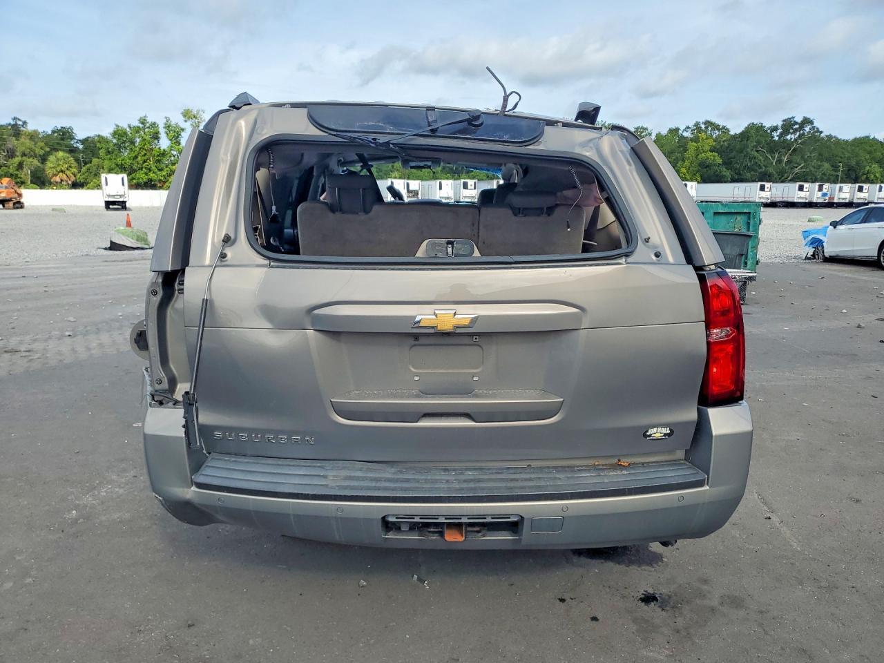 2018 Chevrolet Suburban C1500 Lt - Фото 6