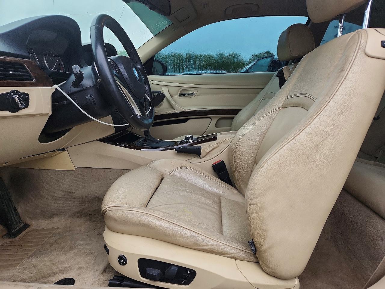 2009 BMW 335 Xi - Image 7