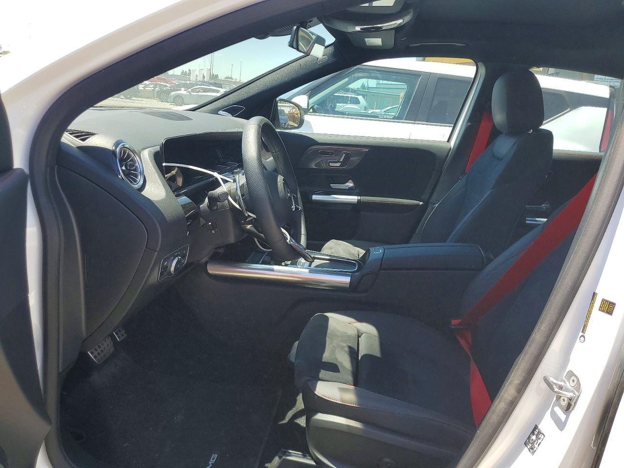 2025 Mercedes-Benz Gla 35 Amg - Image 7