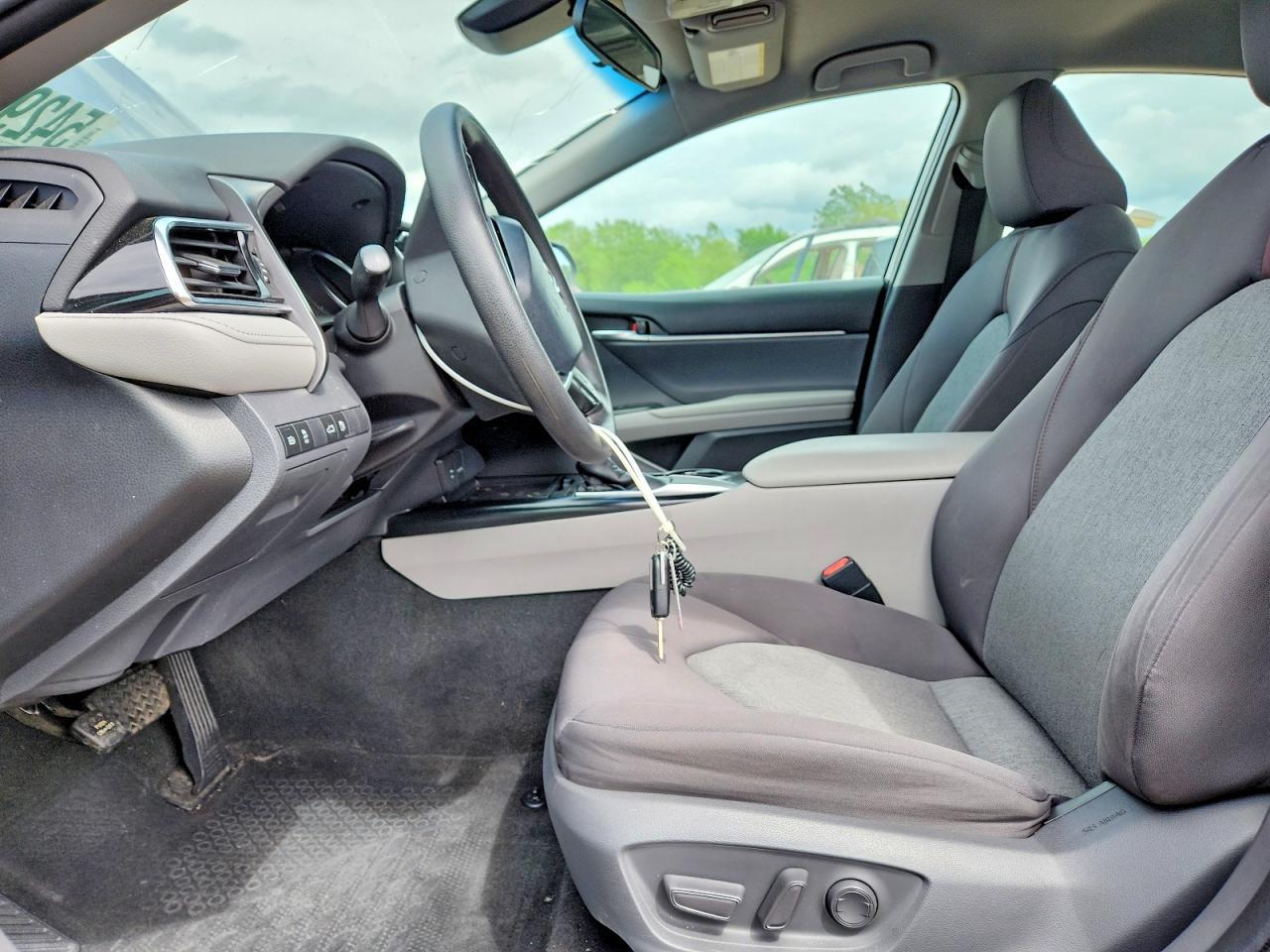 2018 Toyota Camry Le - Фото 7