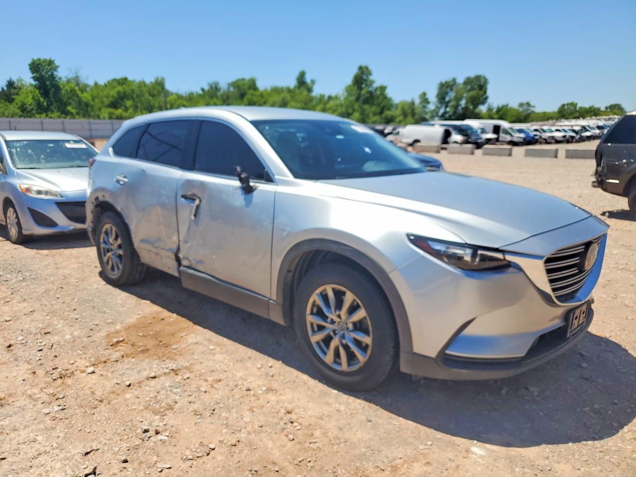 2019 Mazda Cx-9 Touring - Image 4