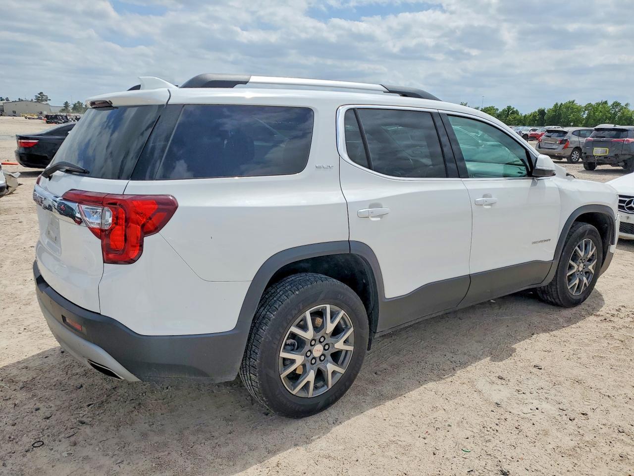 2023 GMC Acadia Slt - Фото 3
