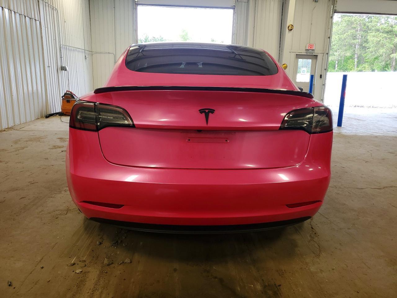 2021 Tesla Model 3 - Фото 6