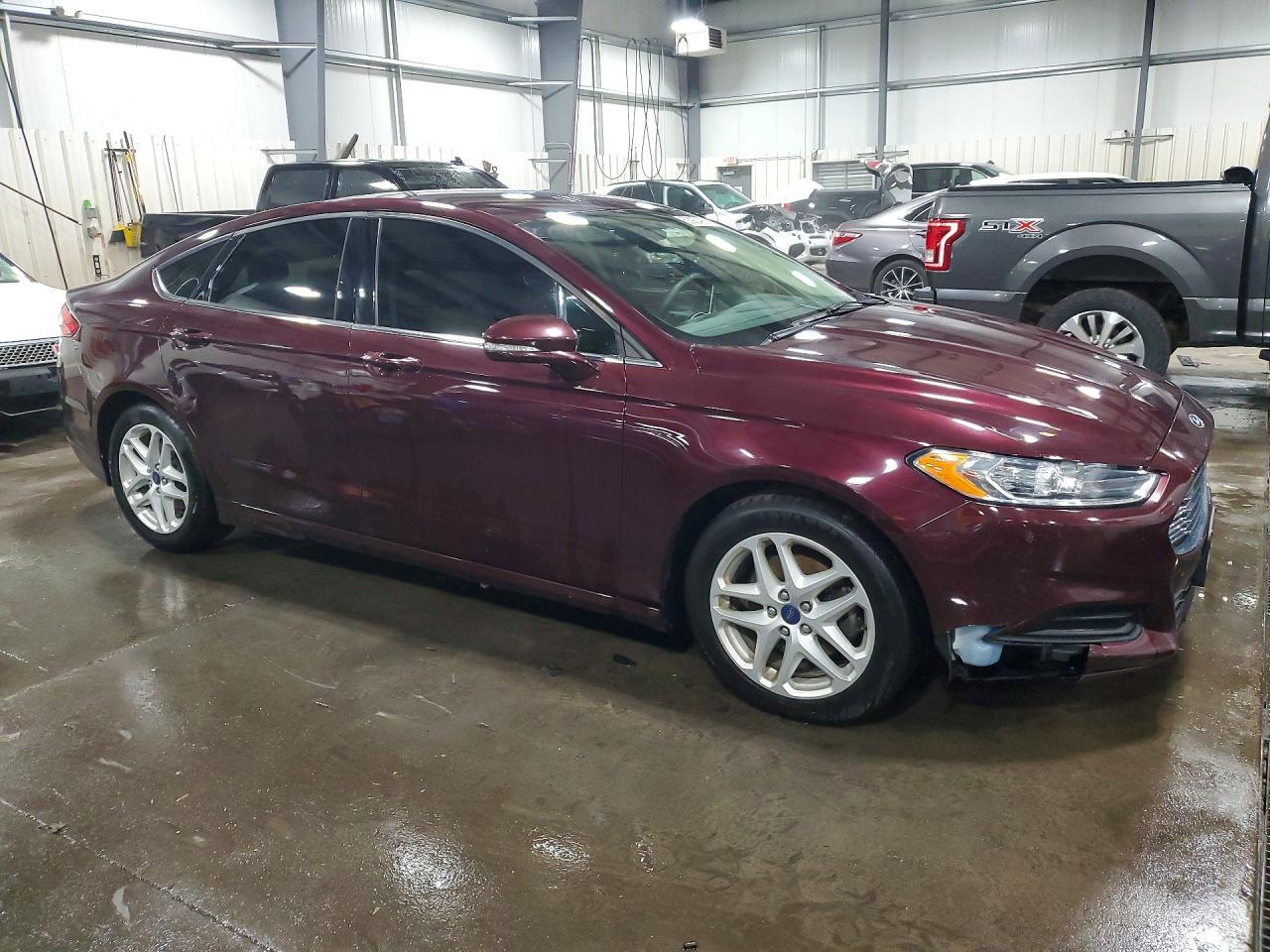 2013 Ford Fusion Se - Фото 4