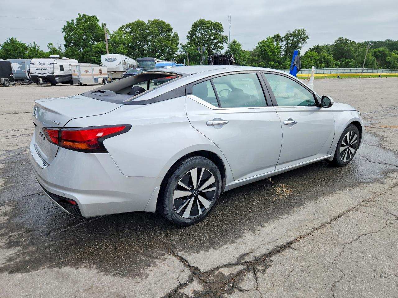 2022 Nissan Altima Sv - Фото 3