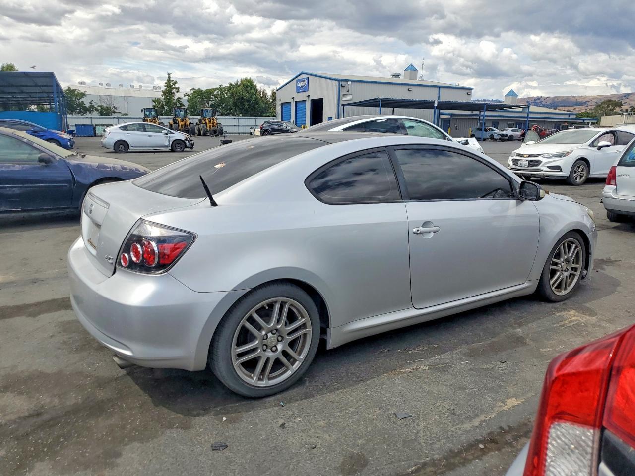2010 Scion Tc - Image 3