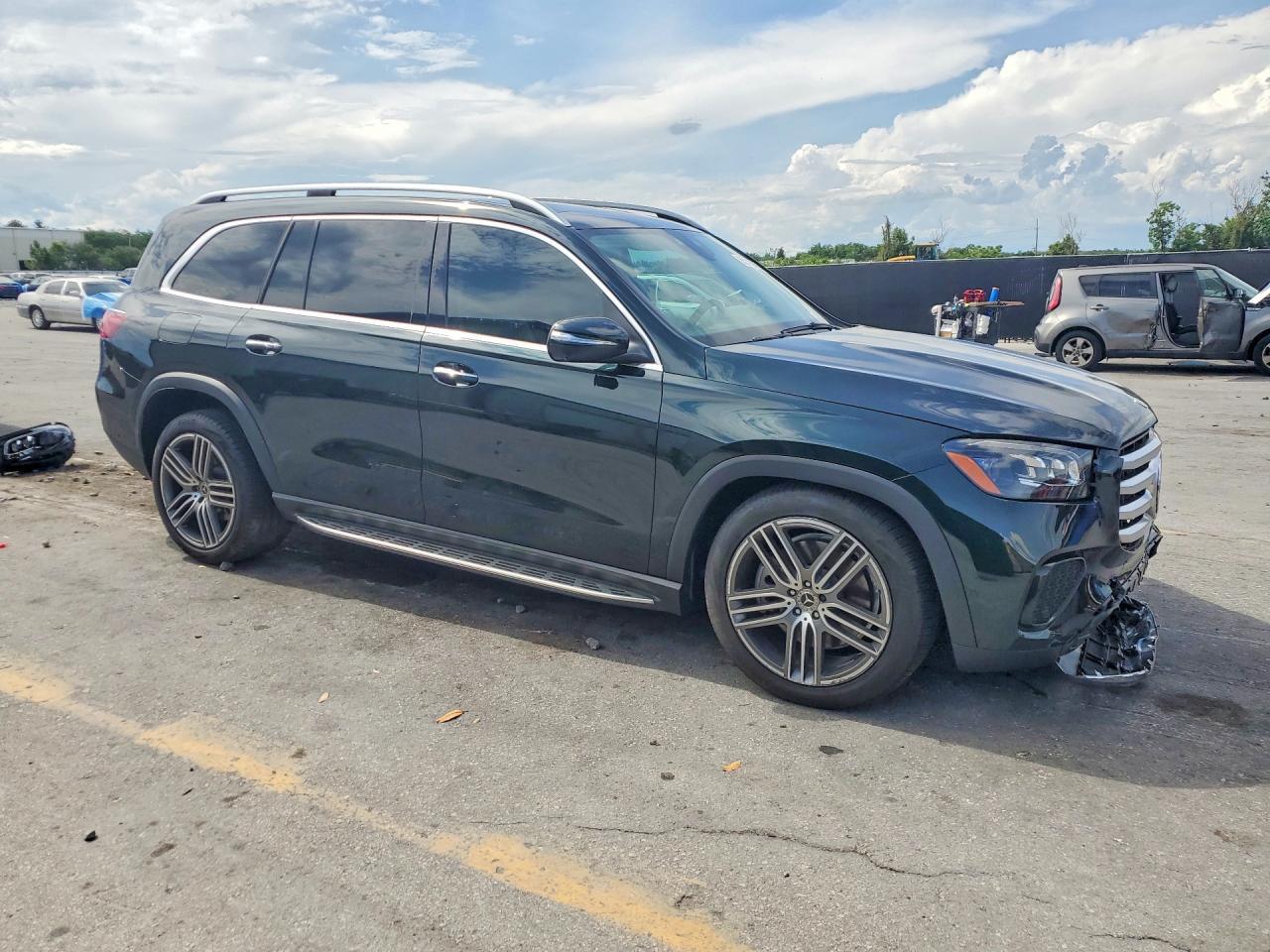 2024 Mercedes-Benz Gls 450 4Matic - Фото 4