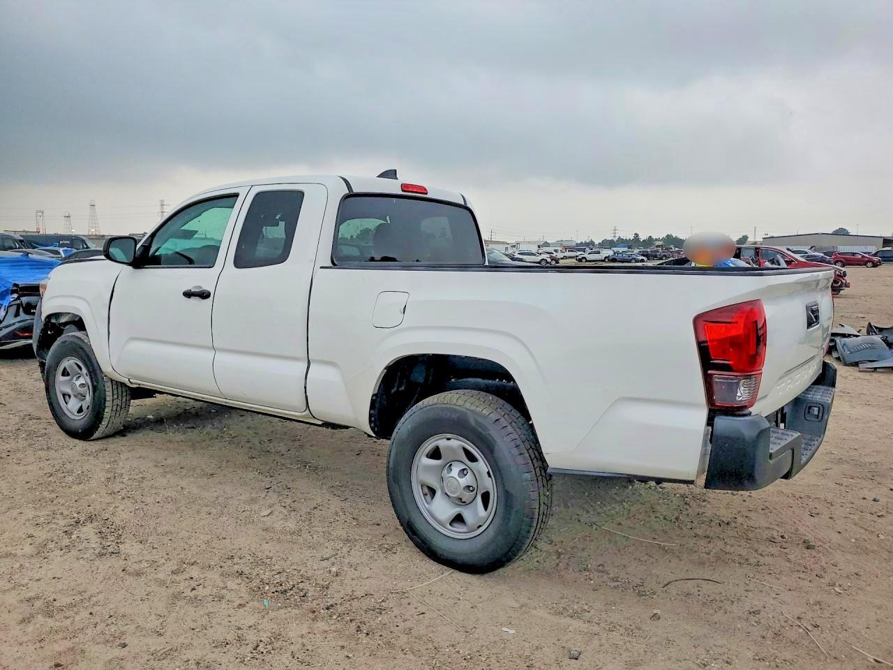 2023 Toyota Tacoma Sr - Фото 2