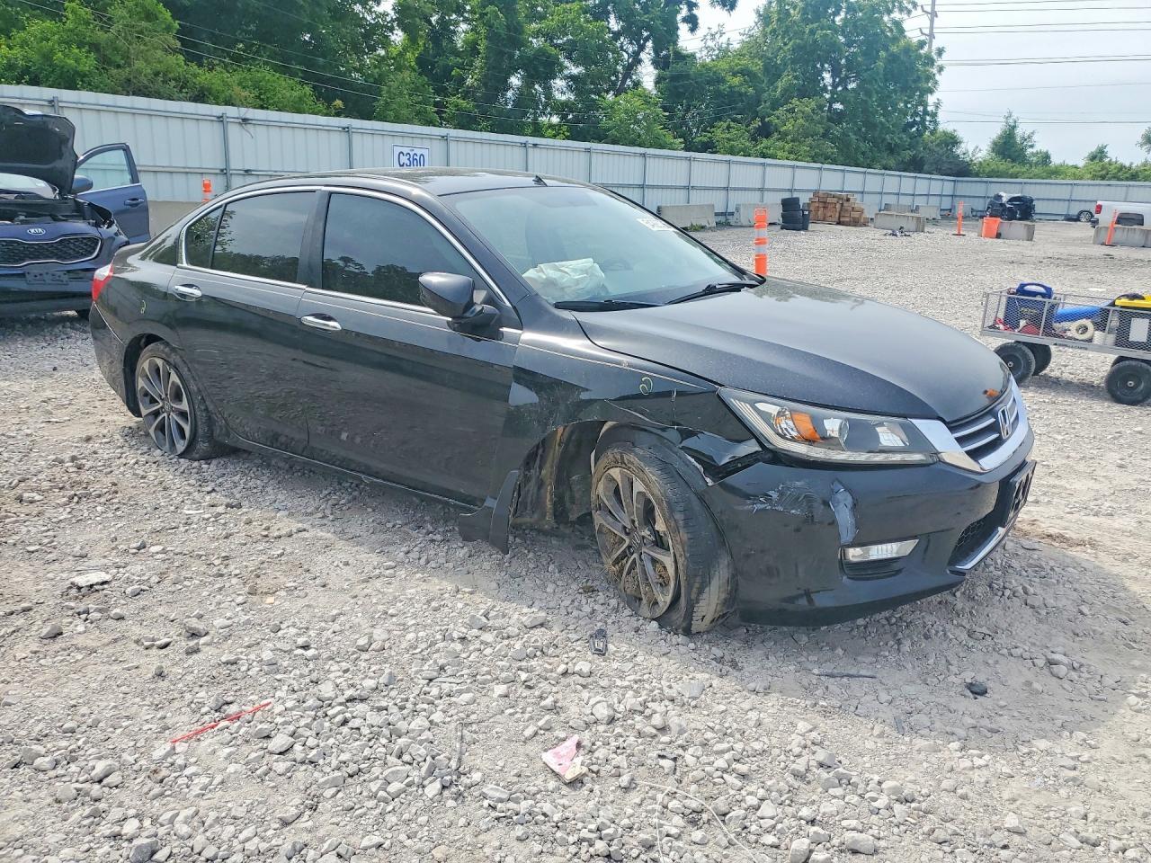 2014 Honda Accord - Image 4