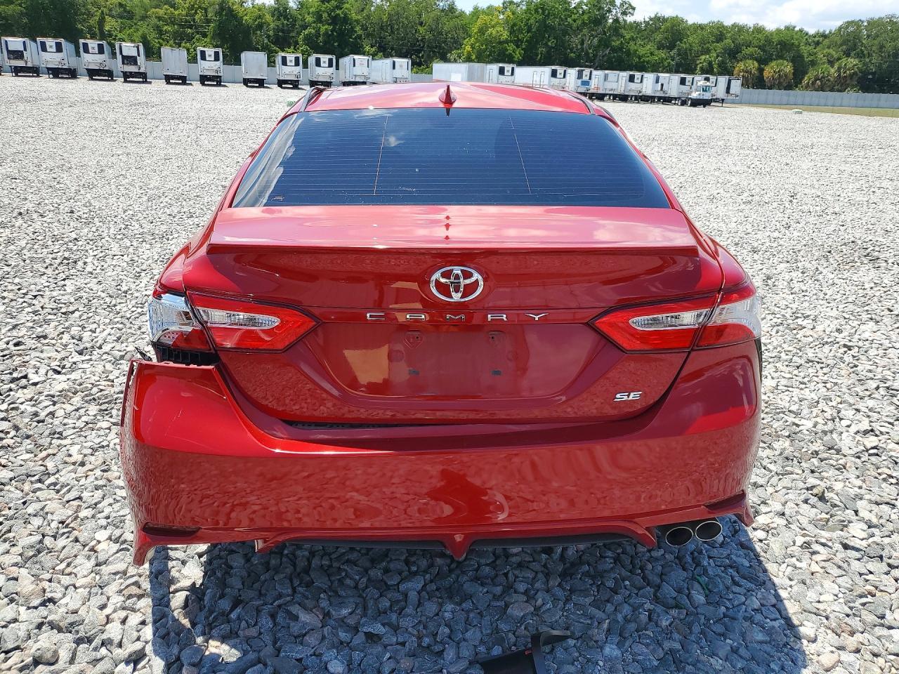 2020 Toyota Camry - Фото 6