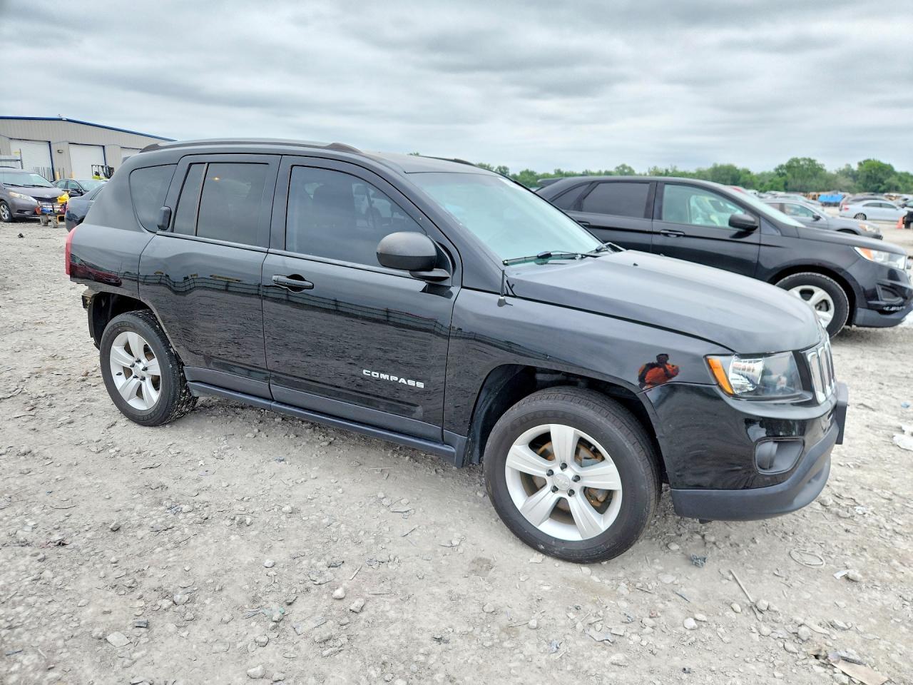 2016 Jeep Compass Sport - Image 4