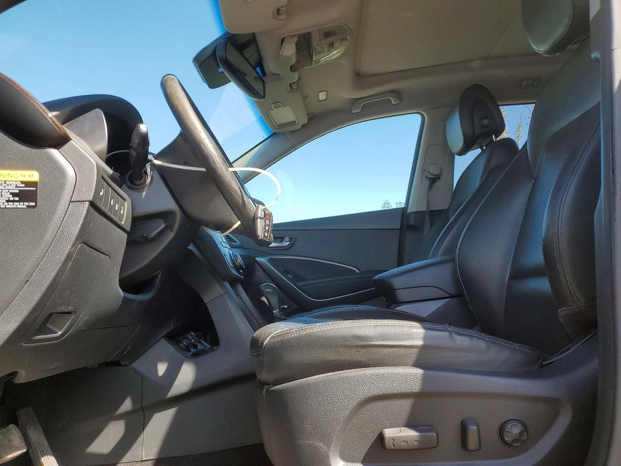 2017 Hyundai Santa Fe Se - Фото 7