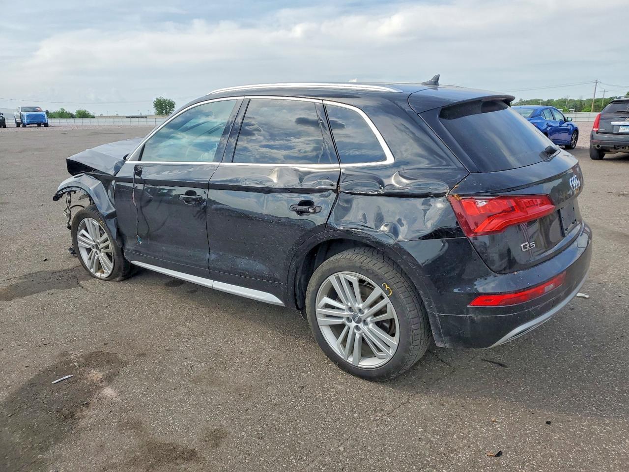 2019 Audi Q5 Premium Plus - Image 2