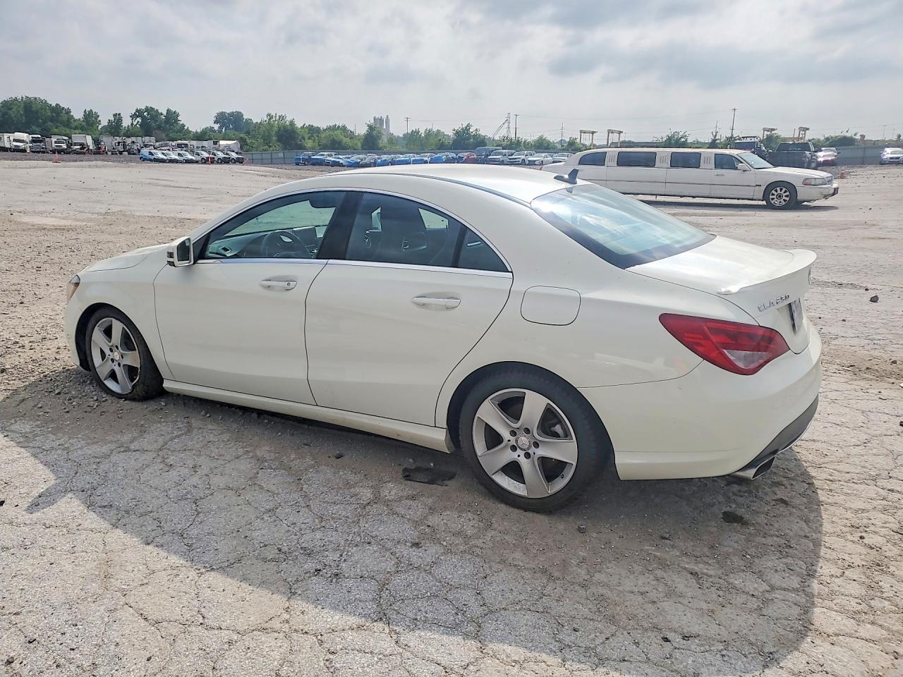 2016 Mercedes-Benz Cla 250 4Matic - Image 2
