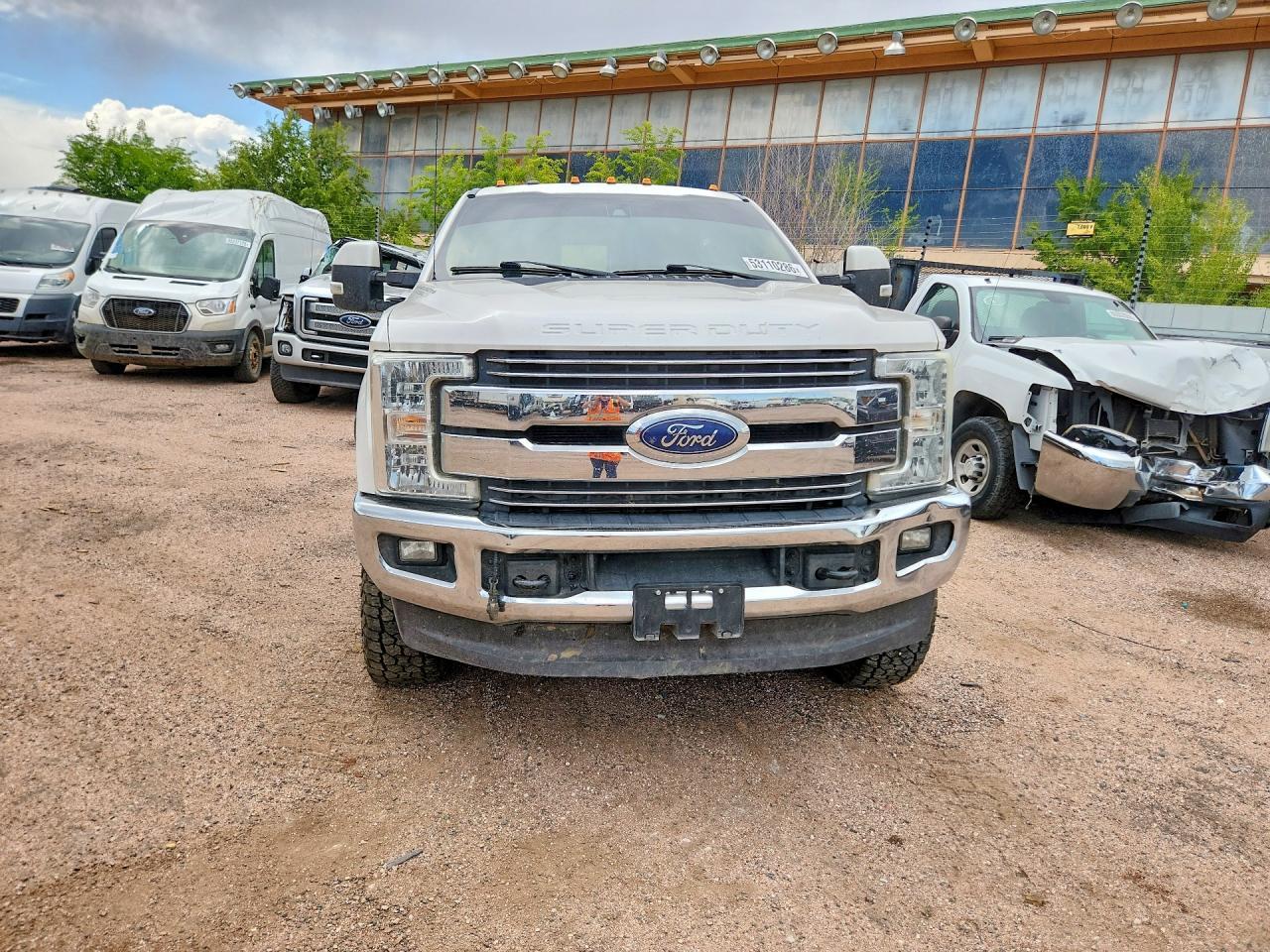 2017 Ford F350 Super Duty - Фото 5