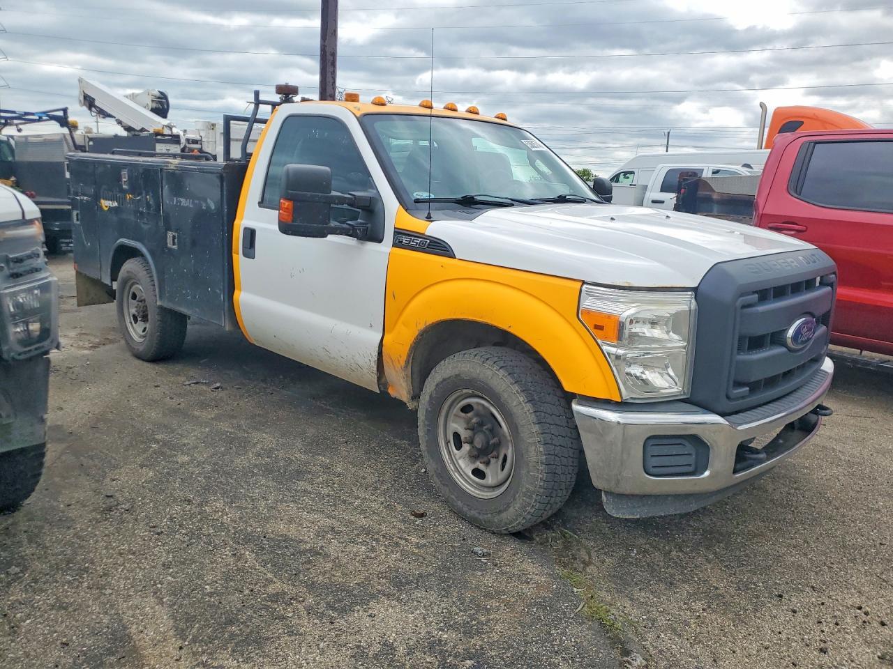 2015 Ford F350 Super Duty - Image 4