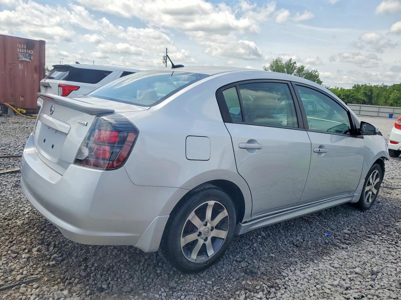 2012 Nissan Sentra 2.0 - Image 3