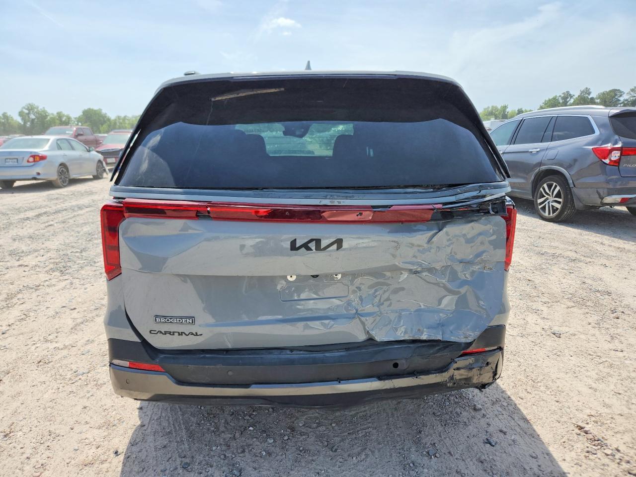2025 Kia Carnival Sx - Фото 6