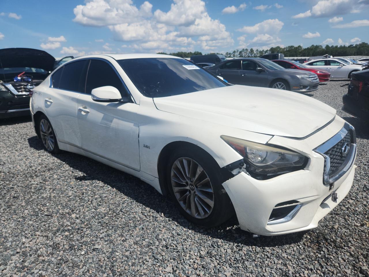 2018 Infiniti Q50 3.0T Luxe - Фото 4