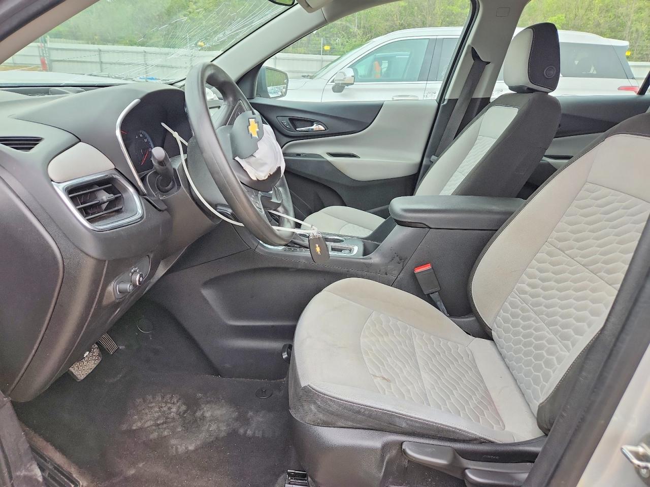 2018 Chevrolet Equinox Ls - Фото 7