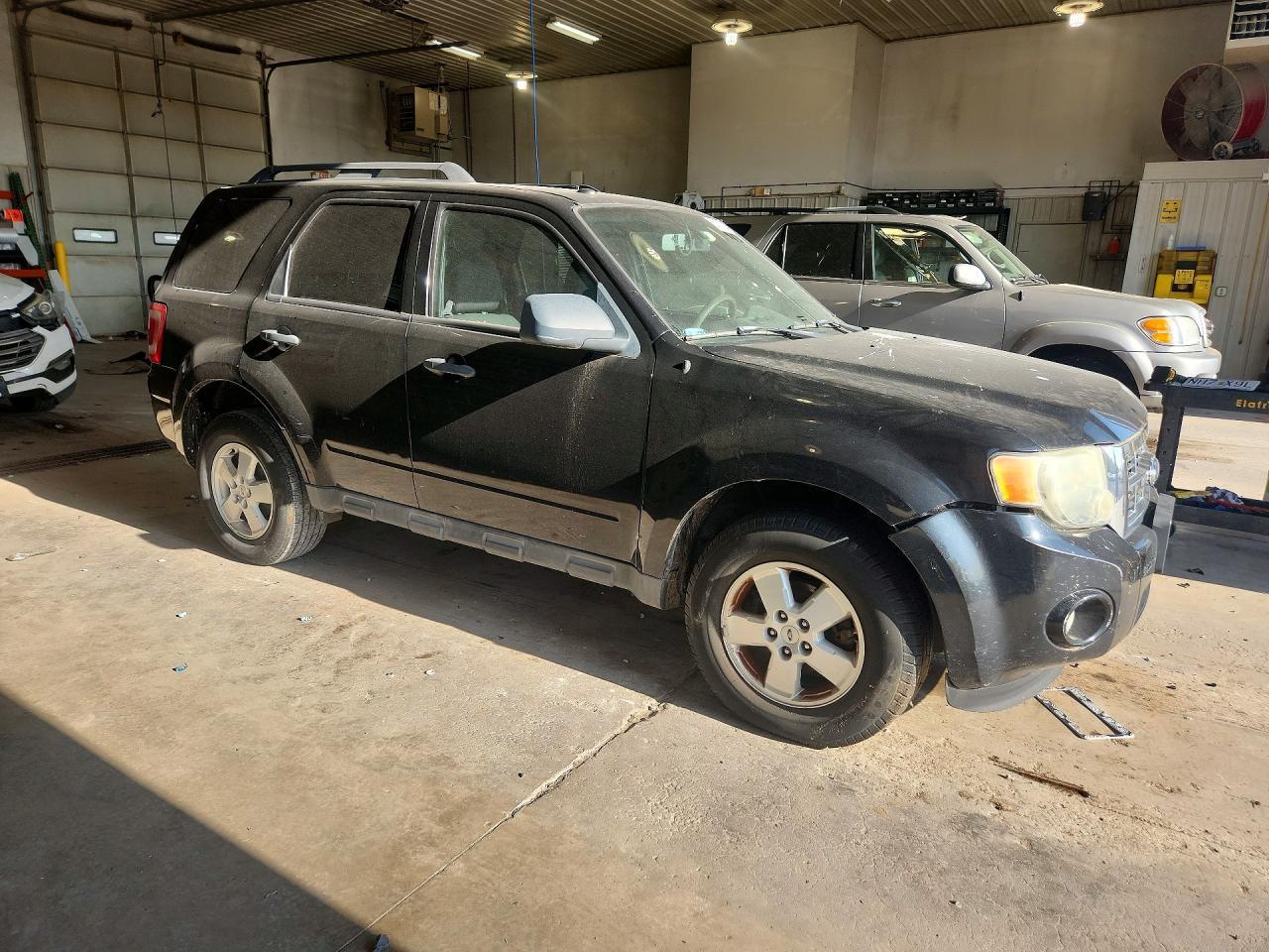 2010 Ford Escape Xlt - Фото 4