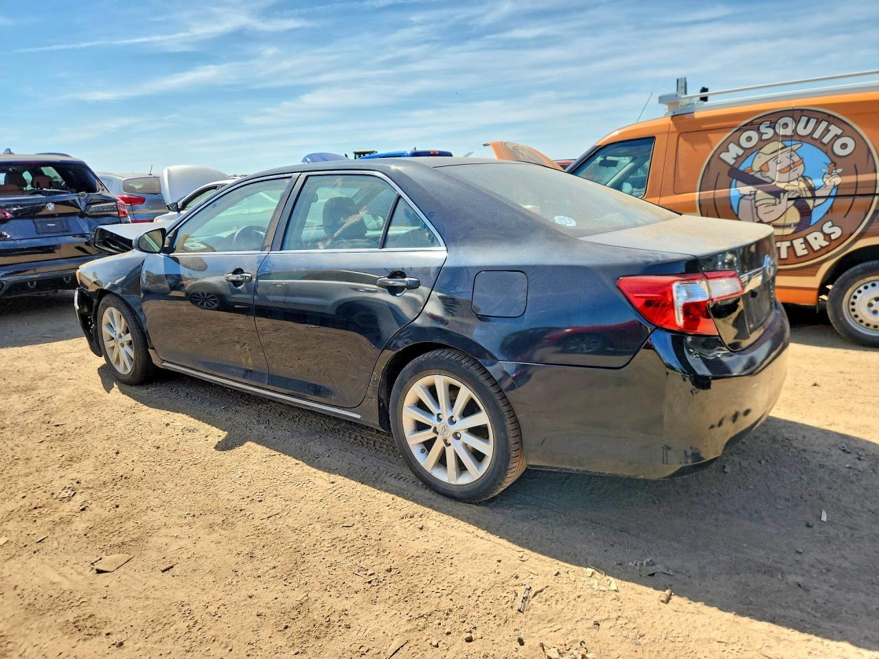 2012 Toyota Camry Hybrid - Фото 2