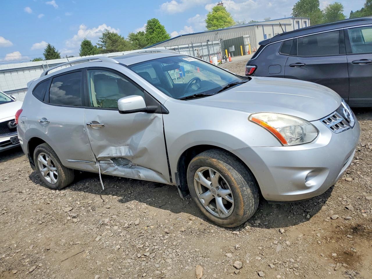 2011 Nissan Rogue S - Фото 4