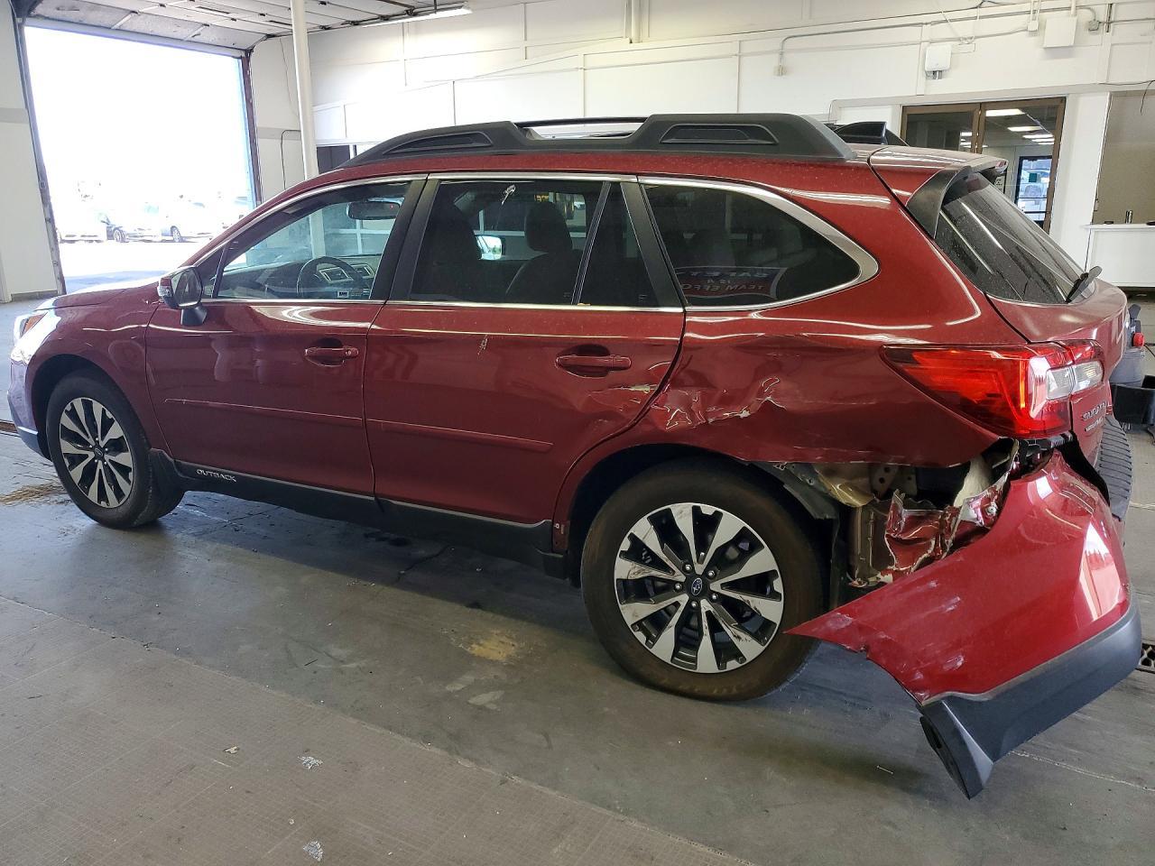 2016 Subaru Outback 3.6R Limited - Image 2