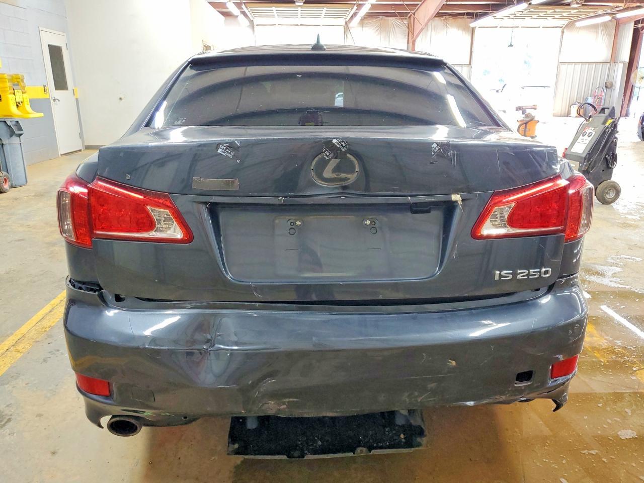 2011 Lexus Is 250 - Image 6