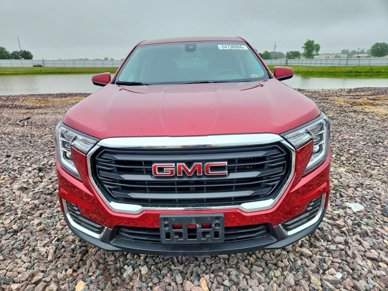 2024 GMC Terrain - Image 5