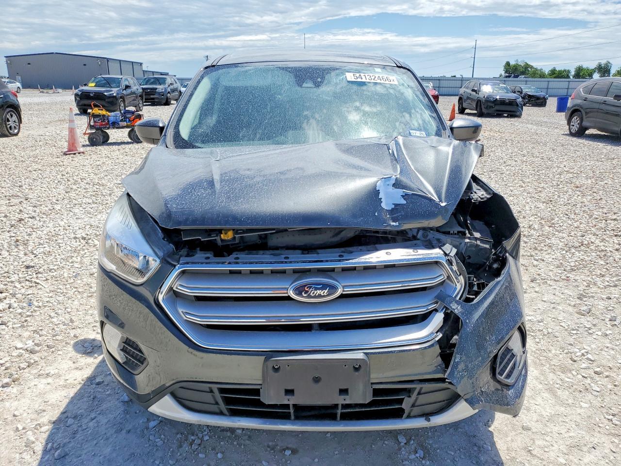 2019 Ford Escape Se - Фото 5