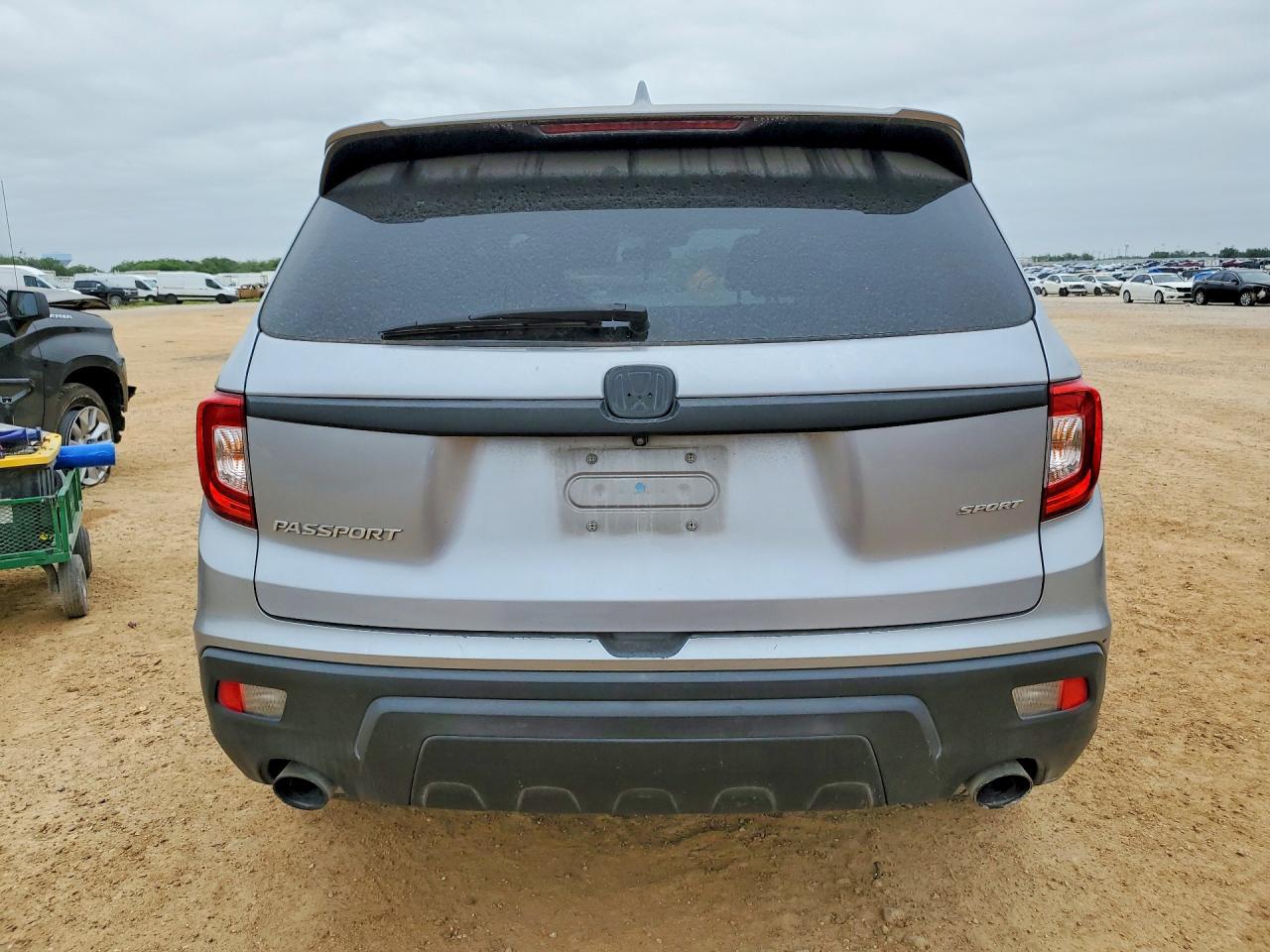 2019 Honda Passport - Image 6