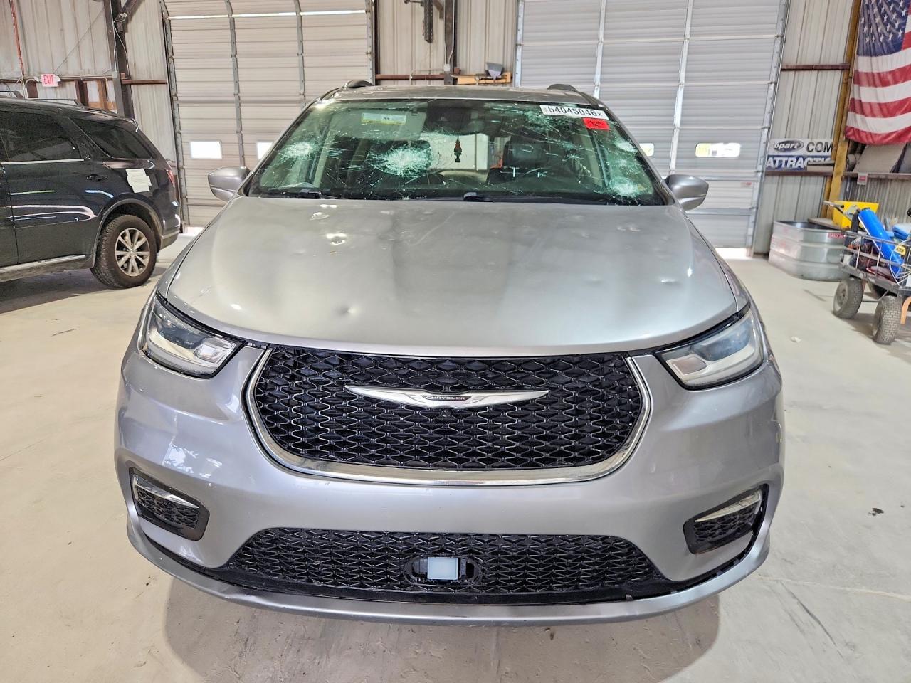 2021 Chrysler Pacifica Touring L - Фото 5
