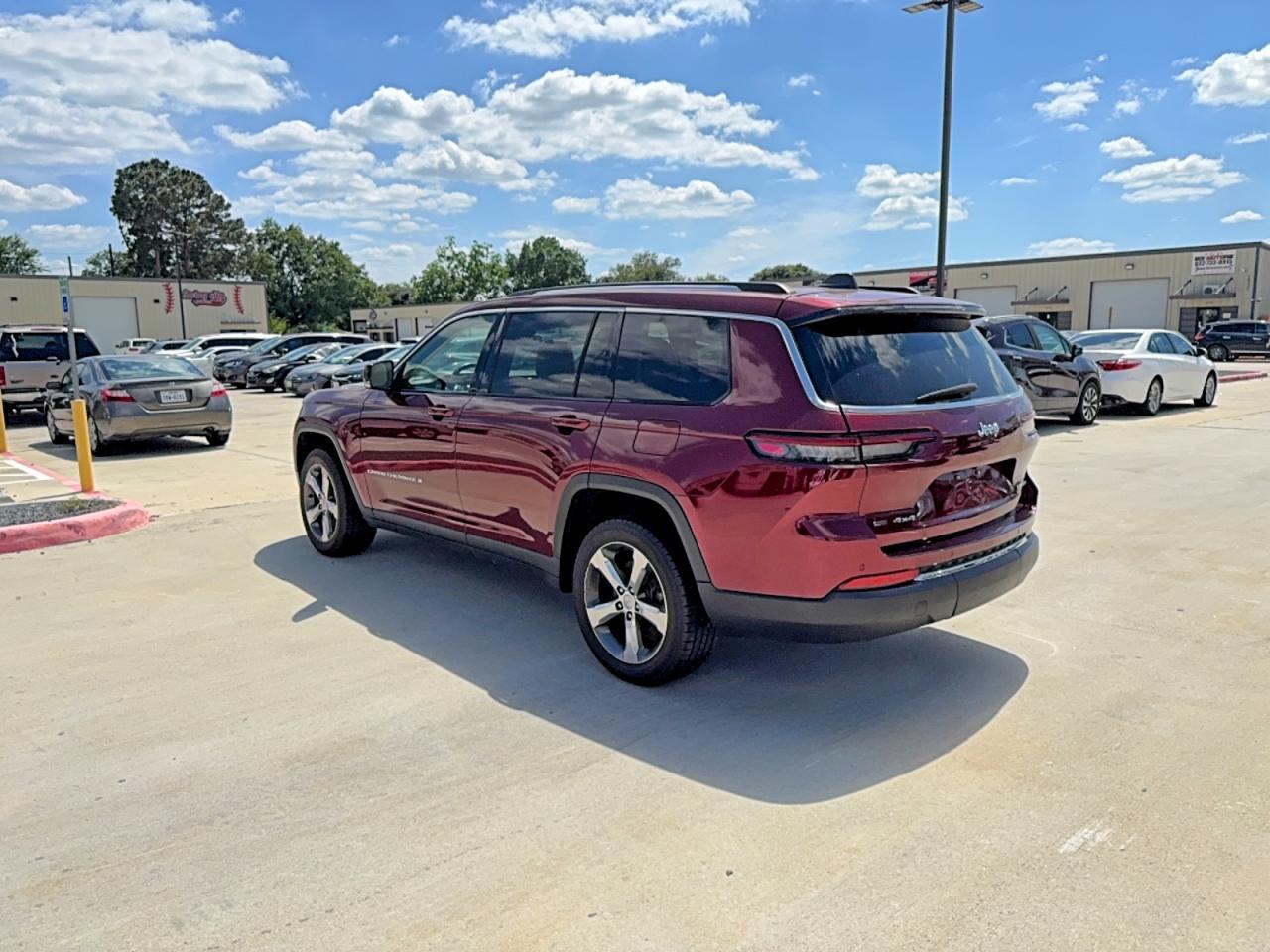 2021 Jeep Grand Cherokee L Limited - Фото 3