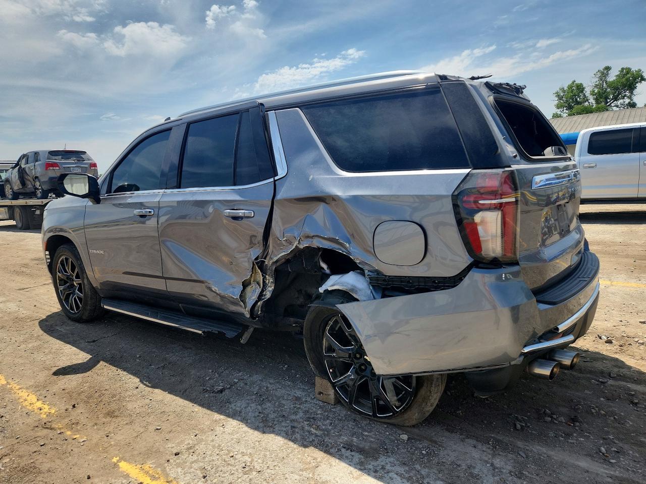 2021 Chevrolet Tahoe K1500 Premier - Фото 2