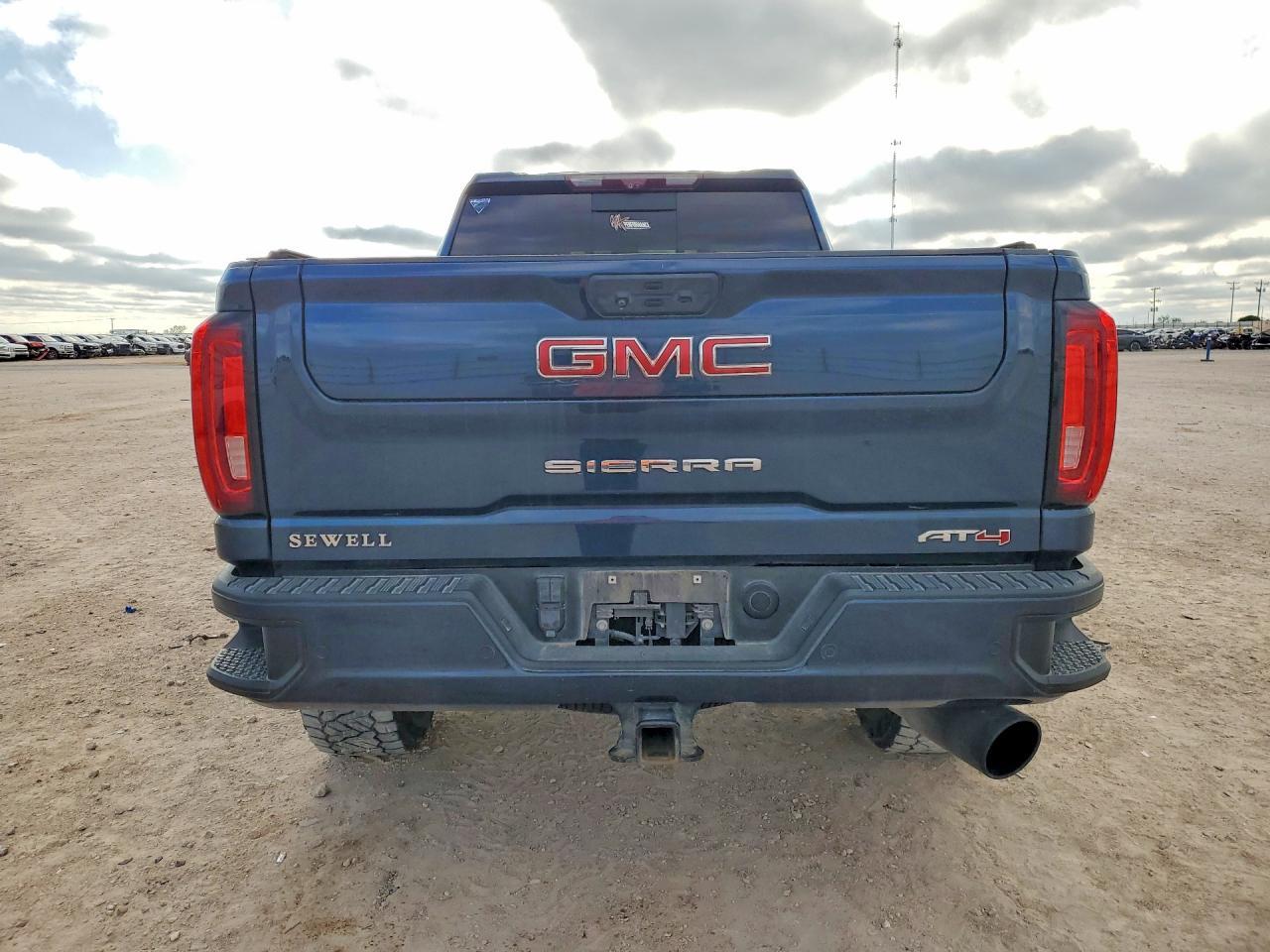 2022 GMC Sierra K2500 At4 - Фото 6