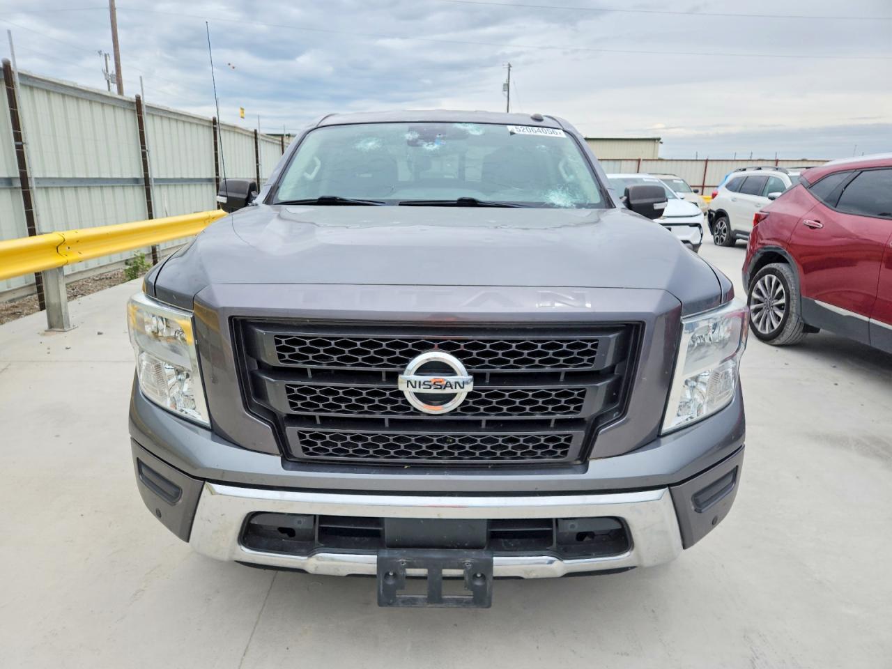 2020 Nissan Titan Sv - Image 5