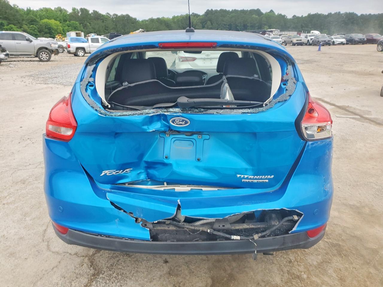 2015 Ford Focus Titanium - Image 6