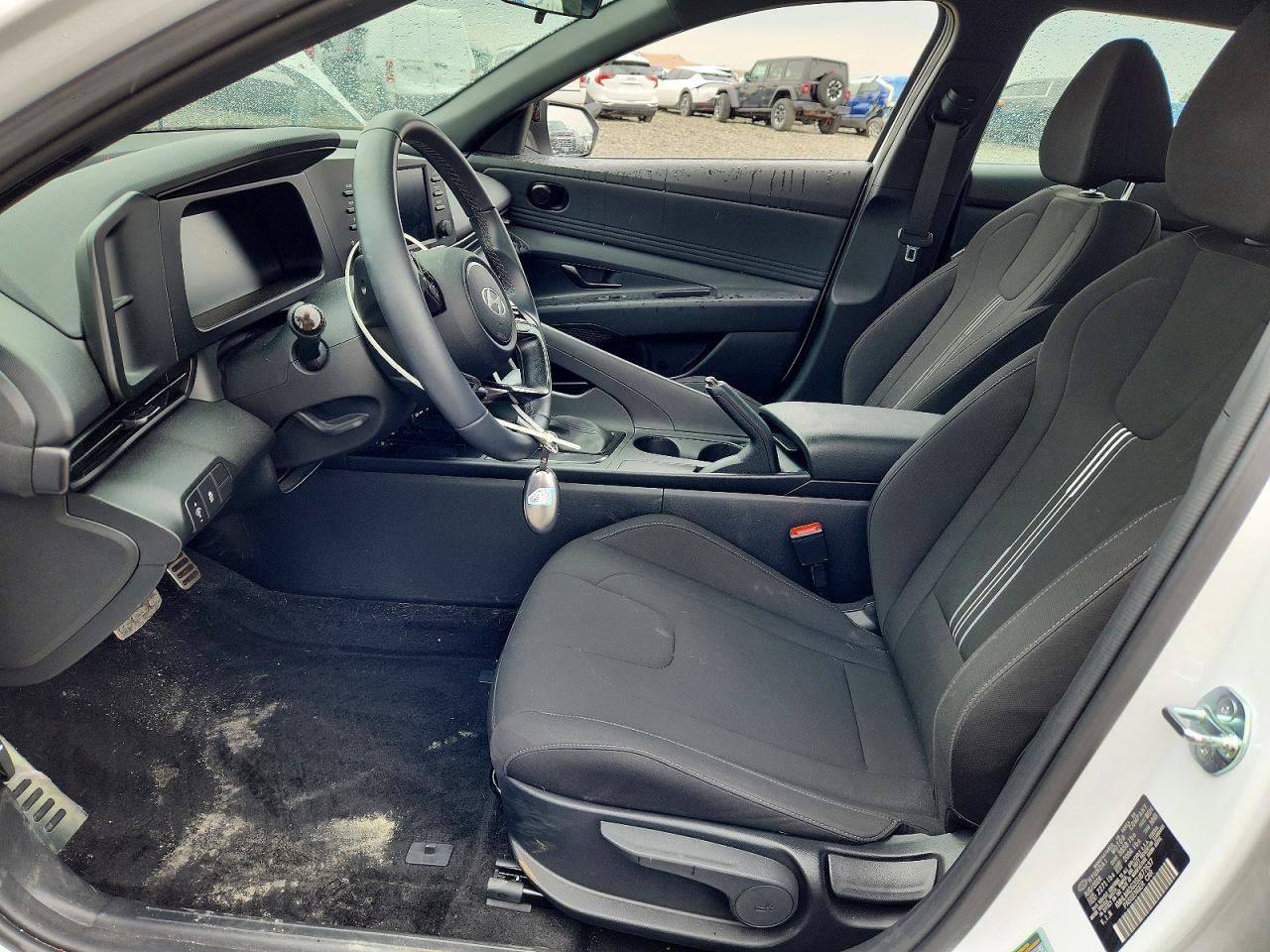 2025 Hyundai Elantra Sel Sport - Image 7
