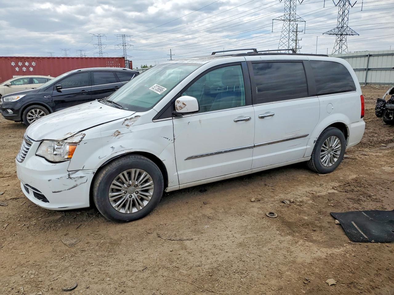 2015 Chrysler Town & Country Touring L