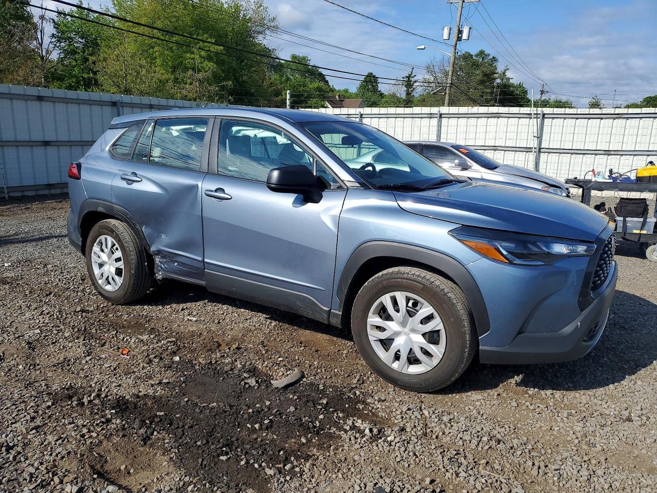 2023 Toyota Corolla Cross L - Фото 4