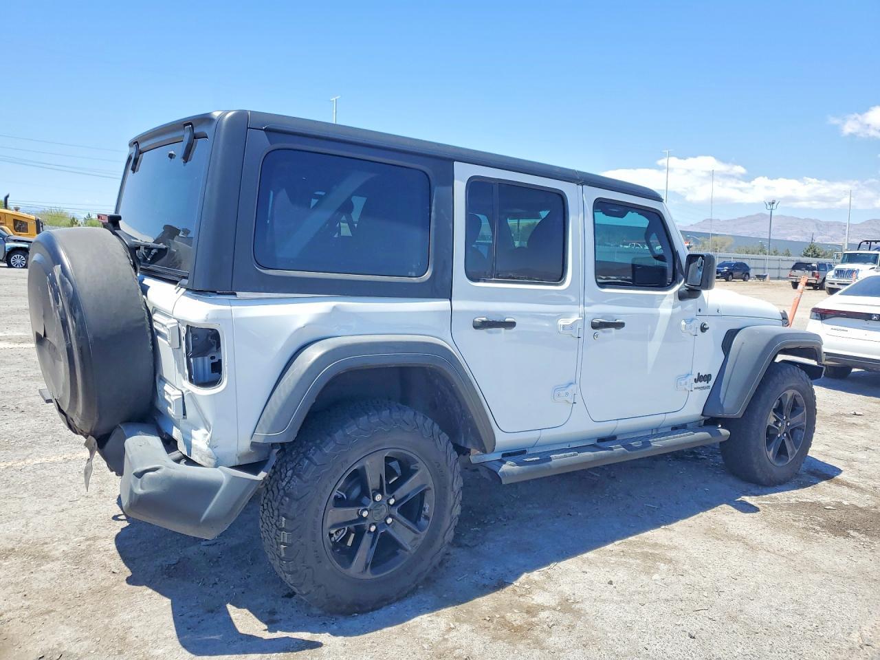 2020 Jeep Wrangler Unlimited Sport - Фото 3