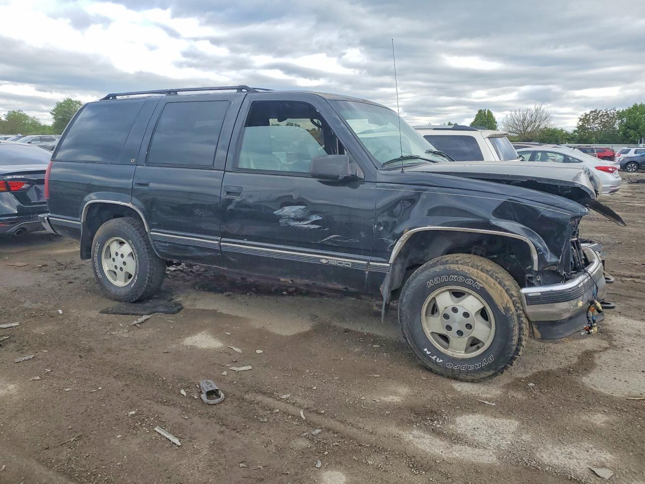 1995 Chevrolet Tahoe K1500 - Image 4