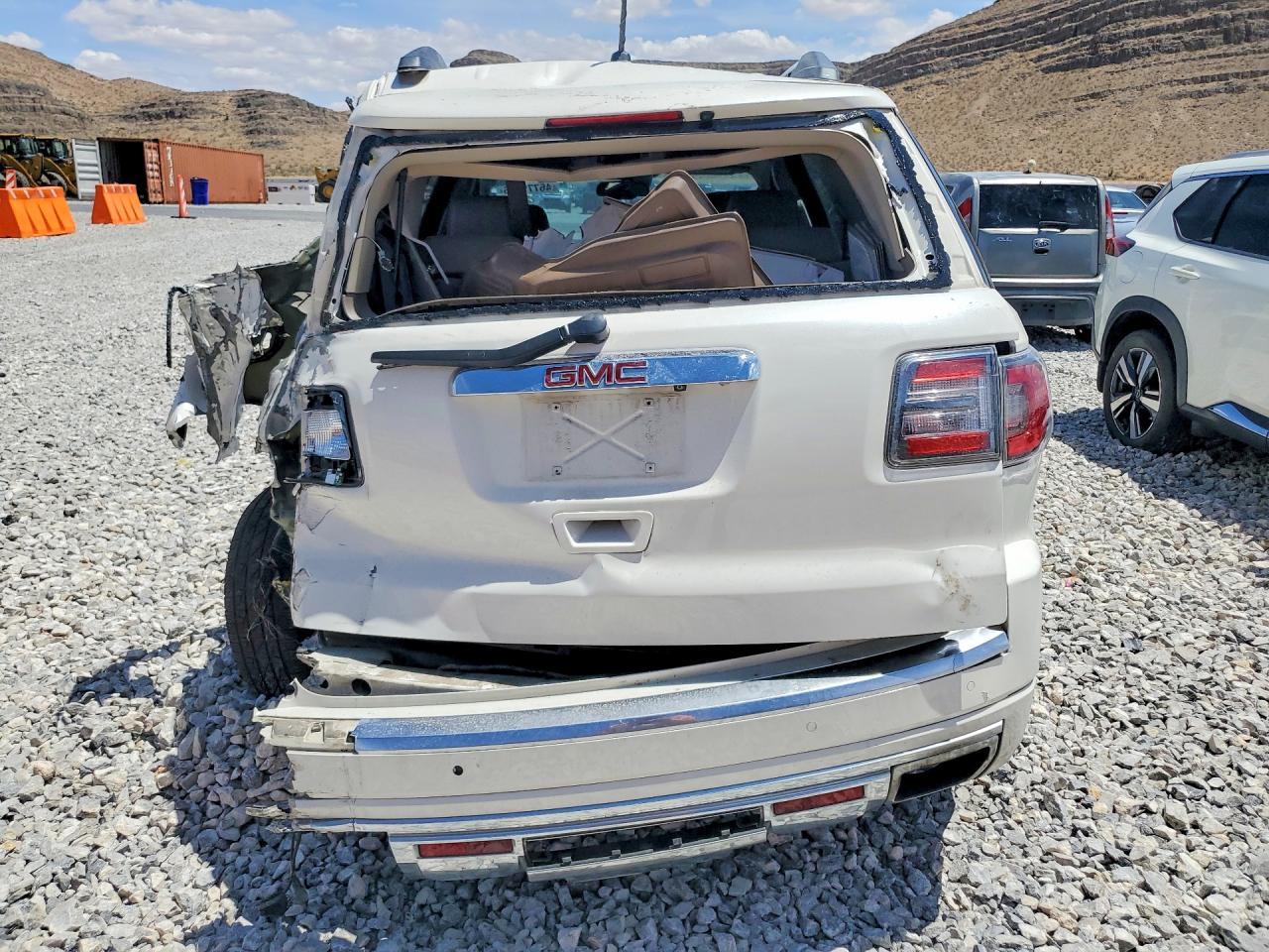 2014 GMC Acadia Denali - Image 6