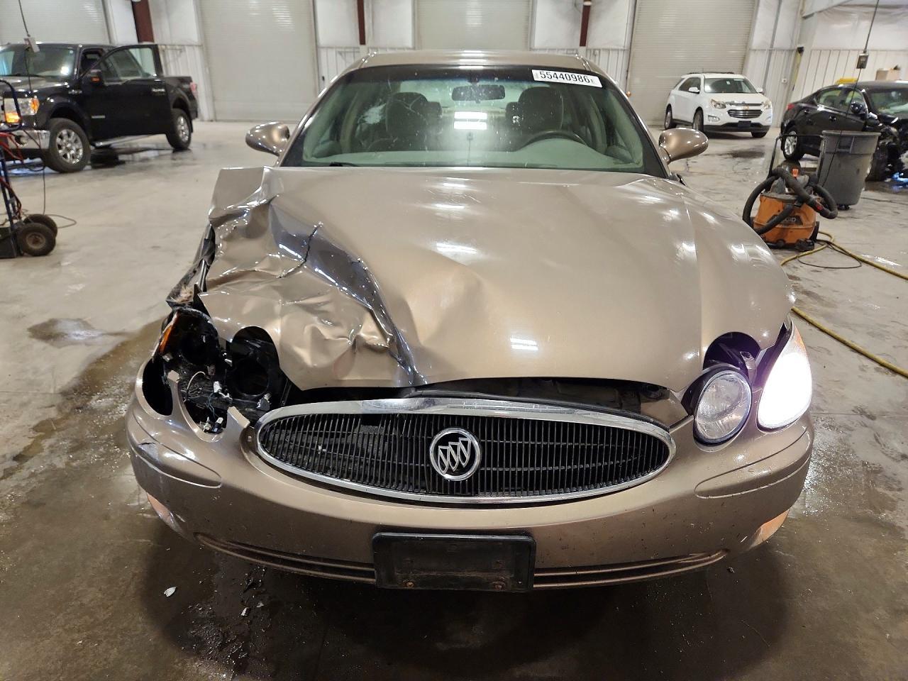 2006 Buick Lacrosse Cx - Image 5