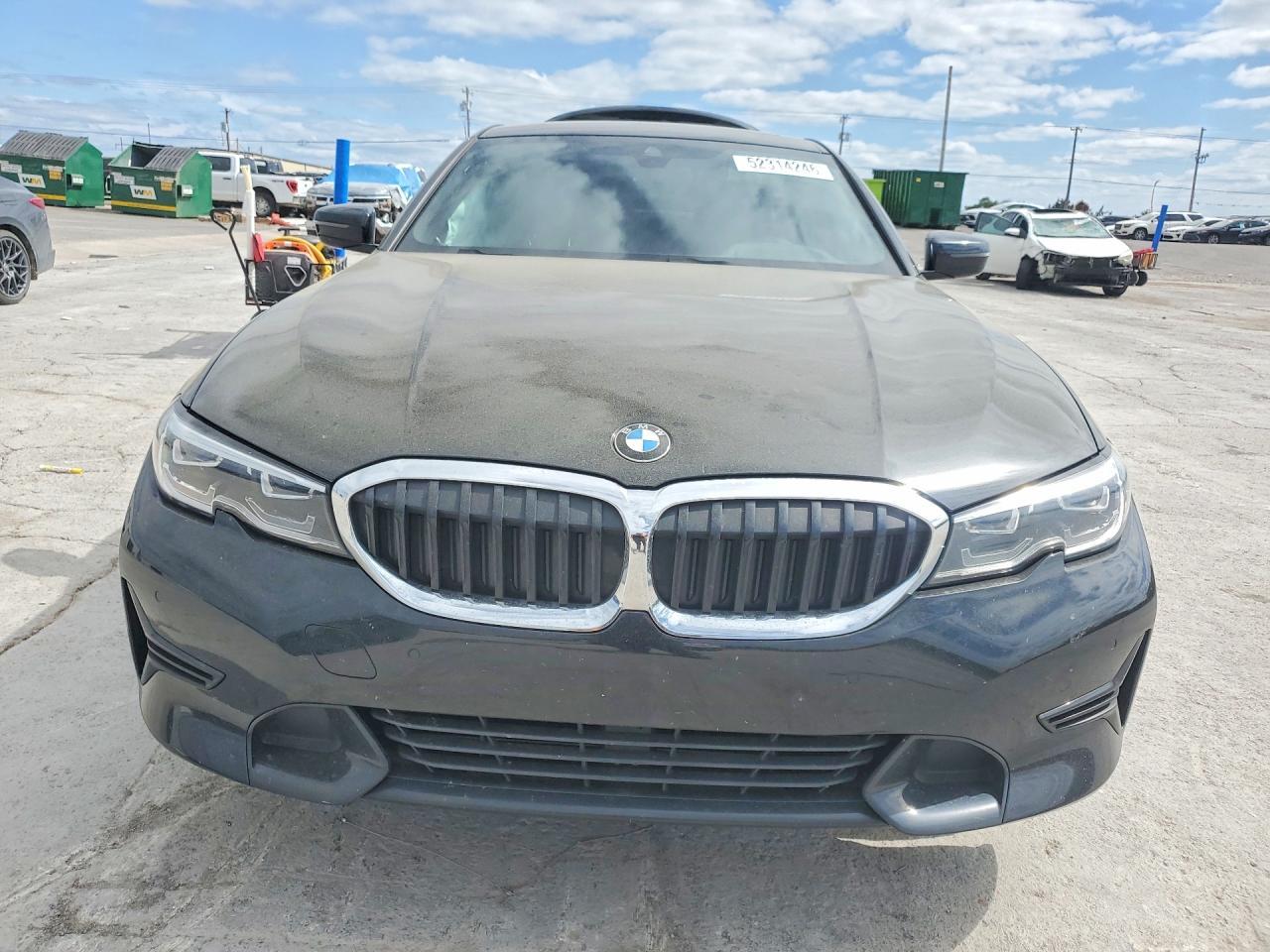 2020 BMW 330I - Фото 5